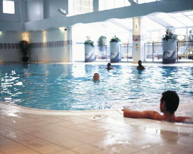 Village Hotel Manchester Cheadle Чідл Зручності фото